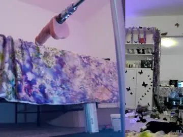 heaveniabb from Chaturbate