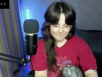 Hell_hotline from Chaturbate