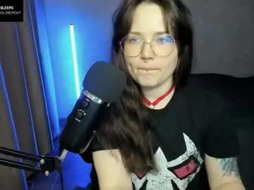 Hell_hotline from Chaturbate