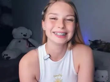 hidden_charm from Chaturbate