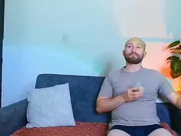 holly_and_honey_69 from Chaturbate