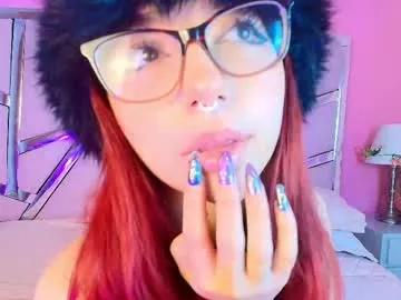 honeeymoonn from Chaturbate