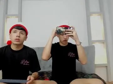 hoot_booys_ from Chaturbate