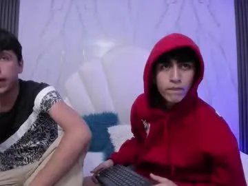 hoot_booys_ from Chaturbate