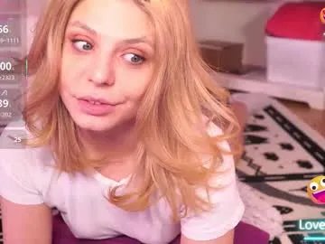 idontlikeguccibelts from Chaturbate