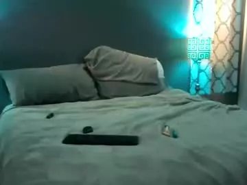 ilovedaddy19993433 from Chaturbate
