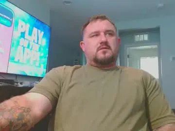 ilovedaddy19993433 from Chaturbate