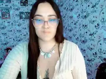 Issis_demon from Chaturbate