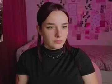 Iwi_wi_wi from Chaturbate