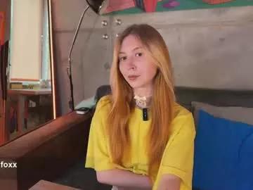 izi_fox from Chaturbate
