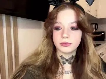 janniekeneipp from Chaturbate