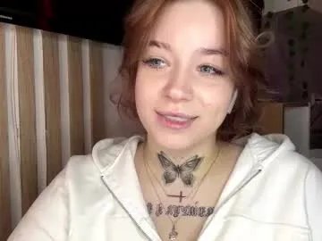 janniekeneipp from Chaturbate