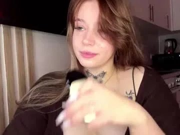 janniekeneipp from Chaturbate