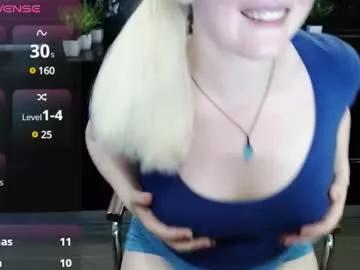 Jassicaonline from Chaturbate