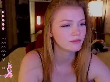Jennykiss11 from Chaturbate