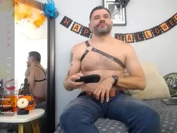 jonas_beard1 from Chaturbate