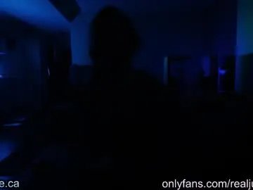  julia_jane chat room