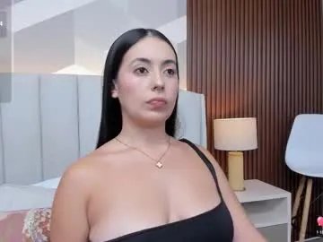 julietasantos__ from Chaturbate