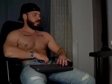 juliusmasters from Chaturbate