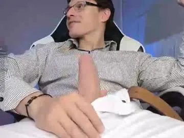 justin_valverde from Chaturbate