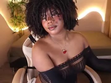 kehlannis_ from Chaturbate