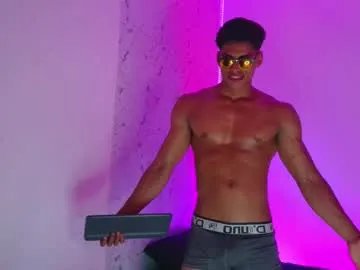 ken__owensx from Chaturbate