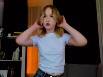 Kikishyness from Chaturbate