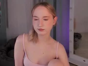 Kikishyness from Chaturbate