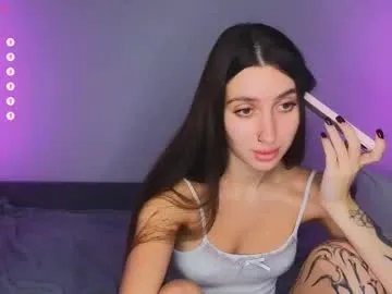 kikkymii from Chaturbate