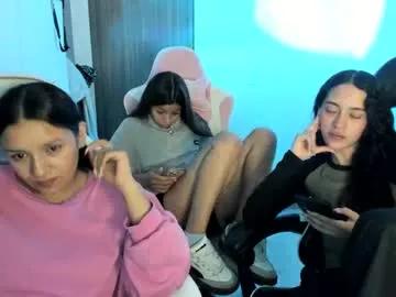 Kimmi_foxy from Chaturbate