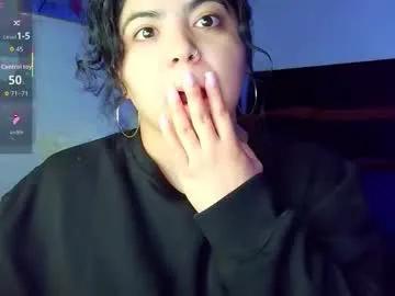 Kimmiakiss22 from Chaturbate