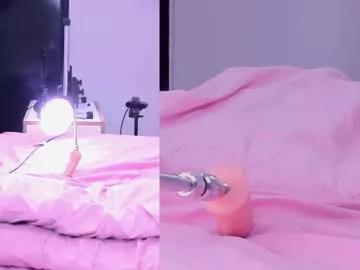 Kinky_cloe from Chaturbate