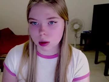 Naked Room kitten_jenny01 
