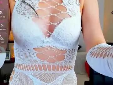 Kitti__ from Chaturbate