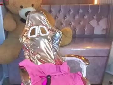 kitty_fox_b from Chaturbate