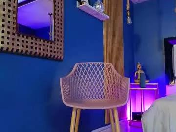 laady_brownn from Chaturbate