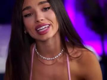 lalaroze from Chaturbate