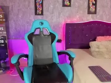 lauren_smiles from Chaturbate