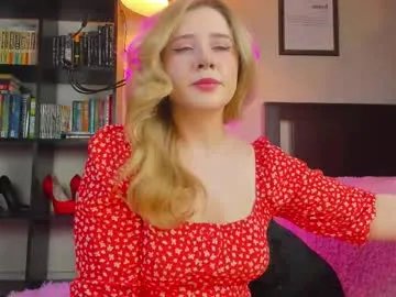 lavender_tender from Chaturbate