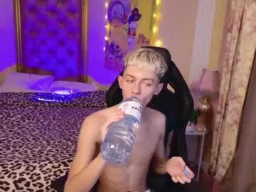 leonlure from Chaturbate