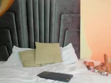 leslie_kourtrey from Chaturbate