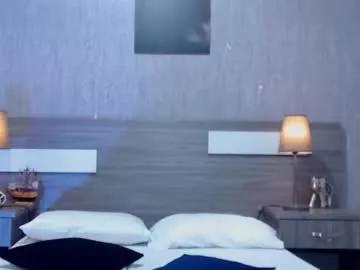 Naked Room liiamthompson 
