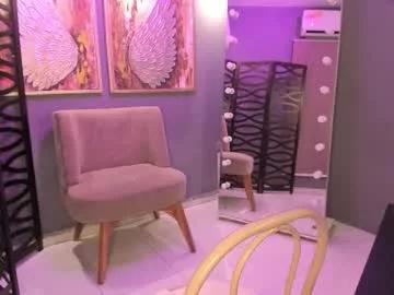 Naked Room lilian_vergara 