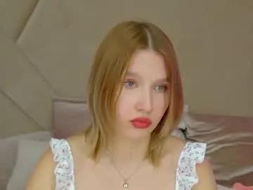 Lililinn from Chaturbate