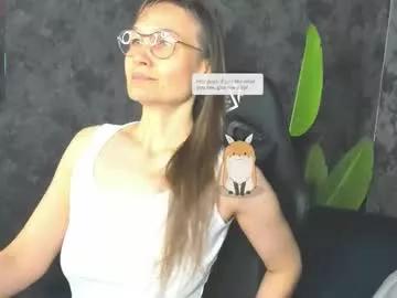 lillian_white1 from Chaturbate