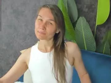 lillian_white1 from Chaturbate