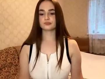 Lillianhusk from Chaturbate