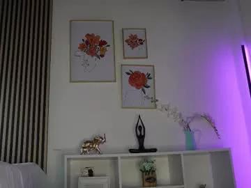 lilly_dollss from Chaturbate