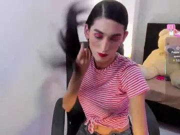 lily_cash1 from Chaturbate
