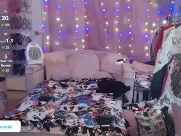 lilygracexoxo from Chaturbate